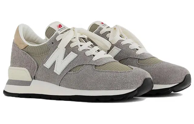 New Balance NB 990 V1