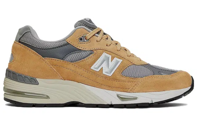 New Balance 991