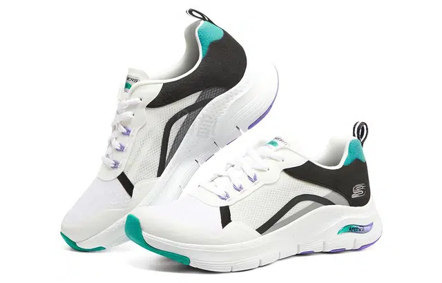 Skechers