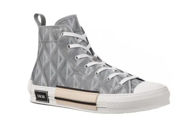 Dior B23
