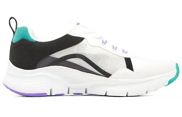 Skechers