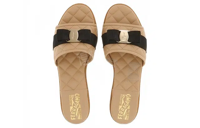 FERRAGAMO Vara