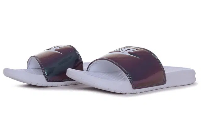Nike Benassi