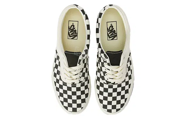 Vans Era