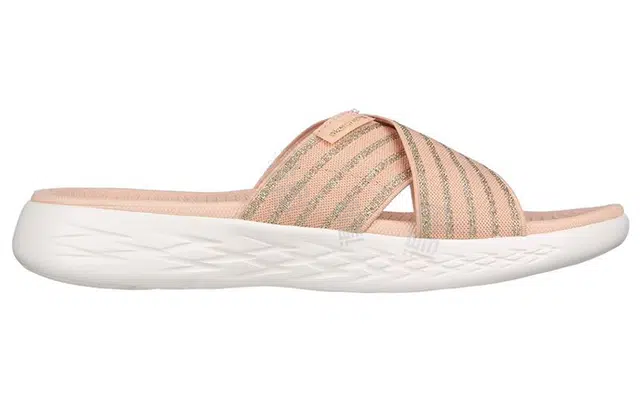 Skechers ON THE GO 600
