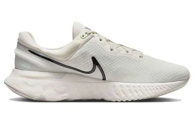 Nike React Miler 3