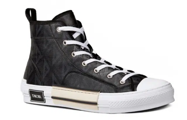 Dior B23