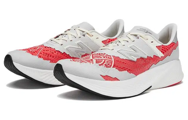 STONE ISLAND x New Balance Stone Island fuelcell rc elite v2