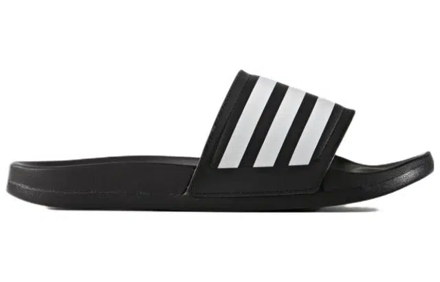 adidas Adilette