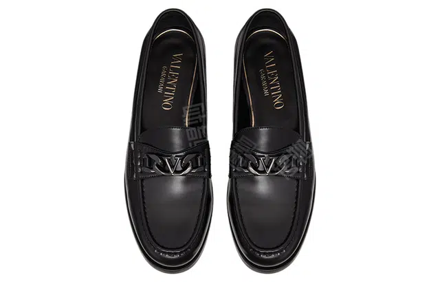 Valentino Vlogo