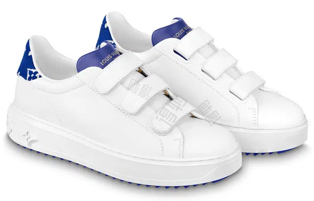 LOUIS VUITTON Time Out