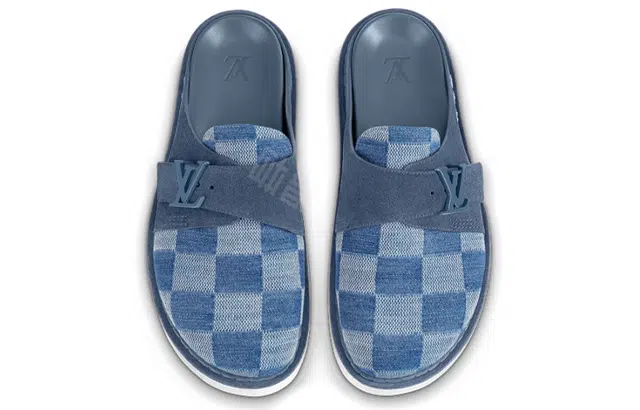 LOUIS VUITTON Easy