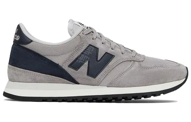 New Balance 730