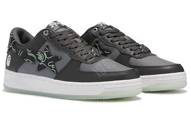 A BATHING APE STA