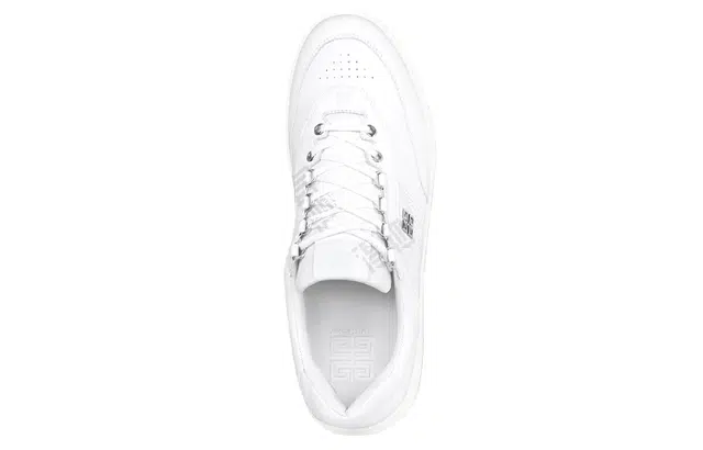 GIVENCHY G4