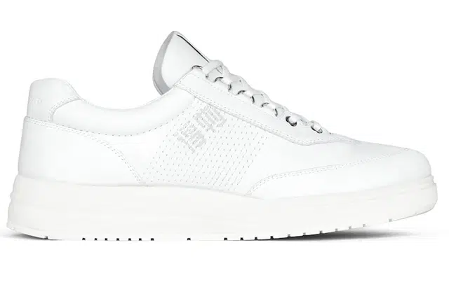 GIVENCHY G4