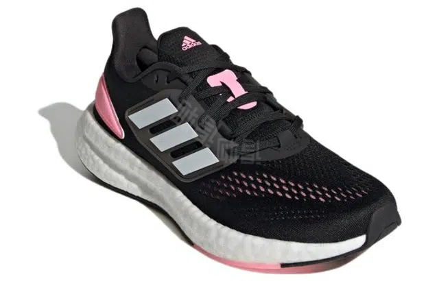 adidas Pure Boost 22