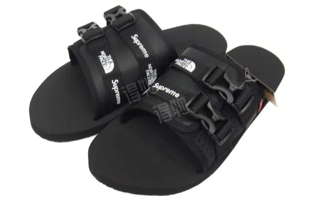 Supreme x THE NORTH FACE Trekking Sandal