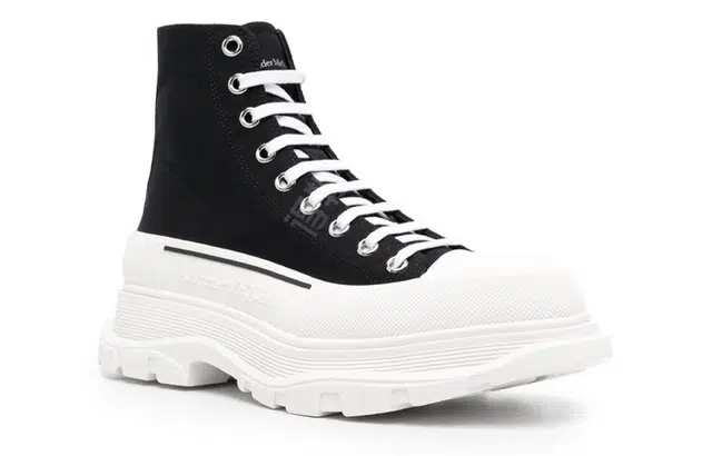 Alexander McQueen