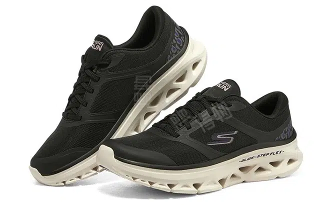 Skechers Go Run Glide-Step Flex