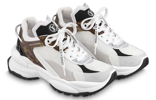 LOUIS VUITTON Run 55
