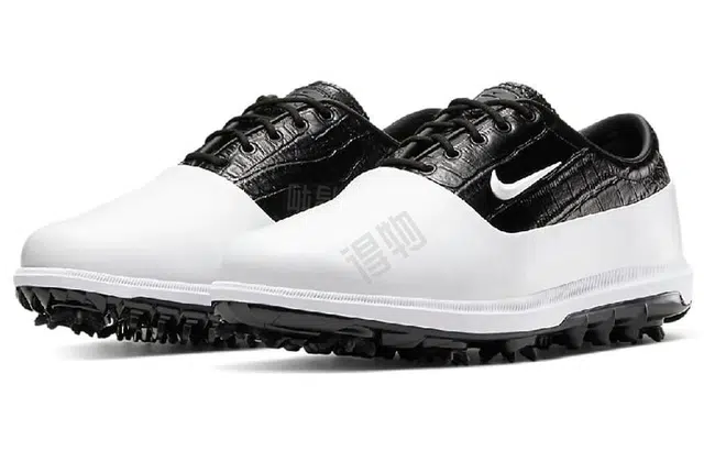 Nike Air Zoom Victory Tour Wide