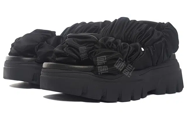 LiNing Hiker