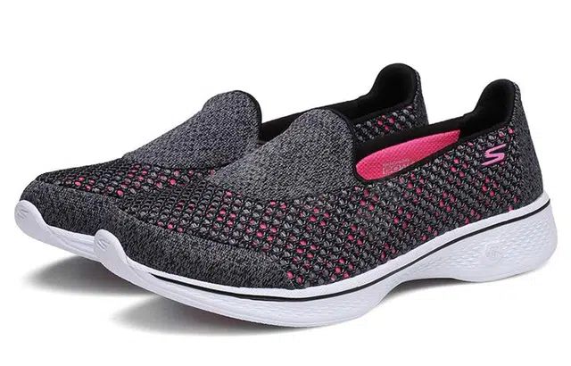 Skechers Go Walk 4