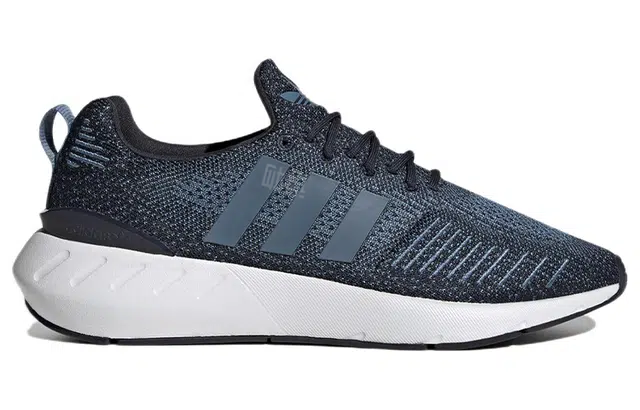 adidas originals Swift Run 22