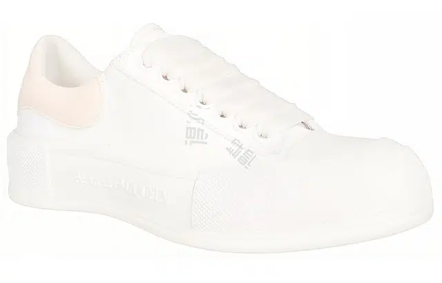 Alexander McQueen Deck