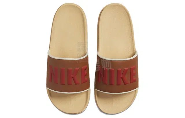 Nike Offcourt Slide