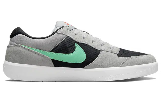Nike SB Force 58