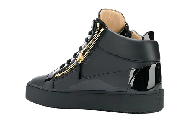giuseppe zanottiGZ Kriss