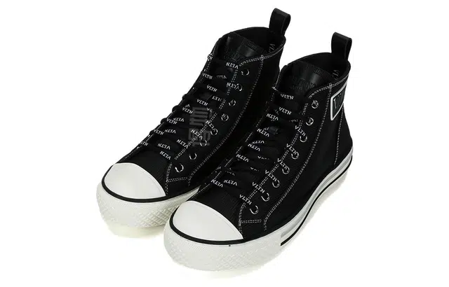 Valentino Giggies
