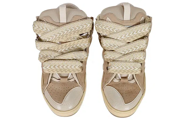 Lanvin Curb