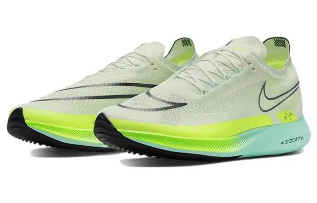 Nike ZoomX Streakfly