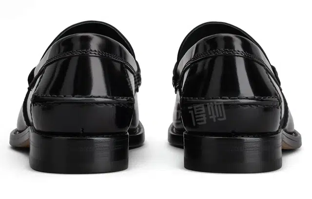 TOD'S