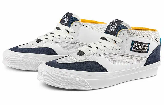 Vans Half Cab