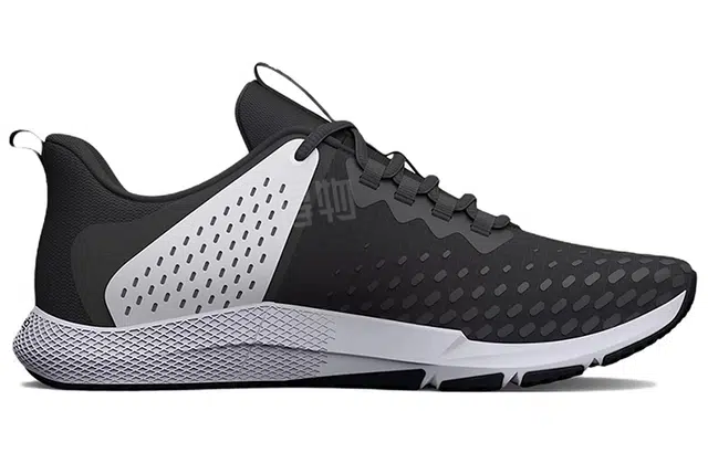 Under Armour Charged Engage 2