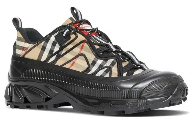 Burberry Arthur