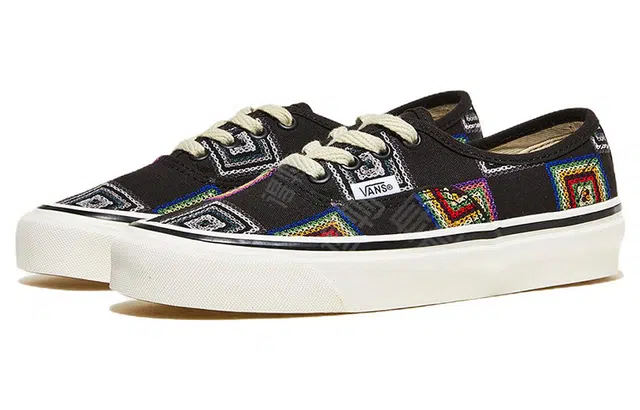 Vans Authentic 44