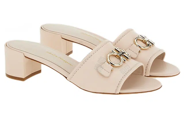 FERRAGAMO Gancini