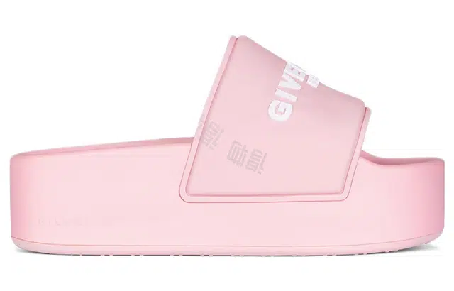GIVENCHY