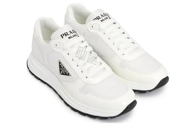 PRADA Prax 01