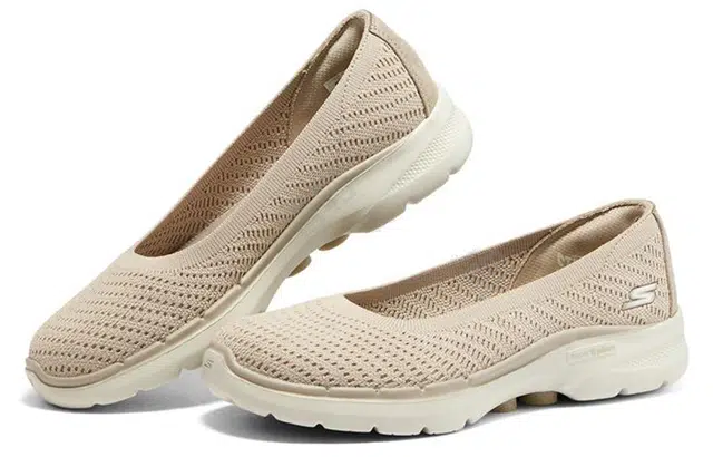 Skechers Go Walk 6