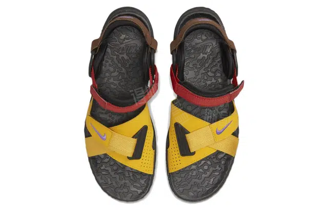 Nike ACG Air Deschutz+
