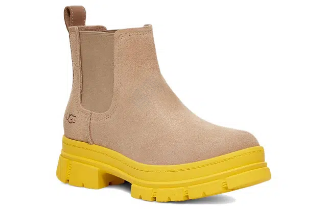 UGG