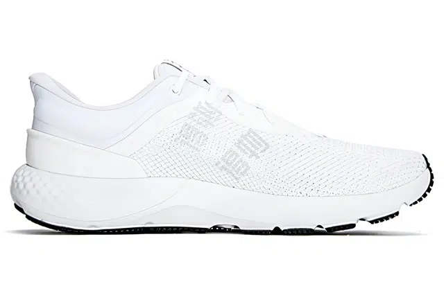 Under Armour Charged Escape 4