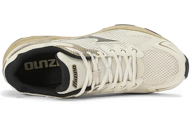 Mizuno Racer S