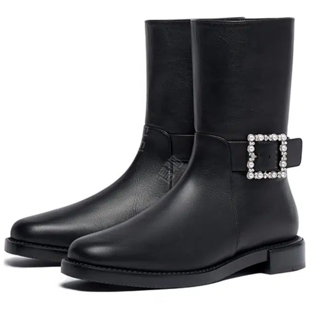 stuart weitzmanSW